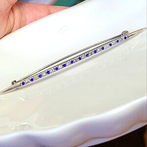 Vintage Slim Sterling Silver Pointer Blue White Crystal Bar Brooch